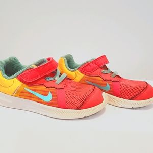 Toddler Nike size 9 shoes